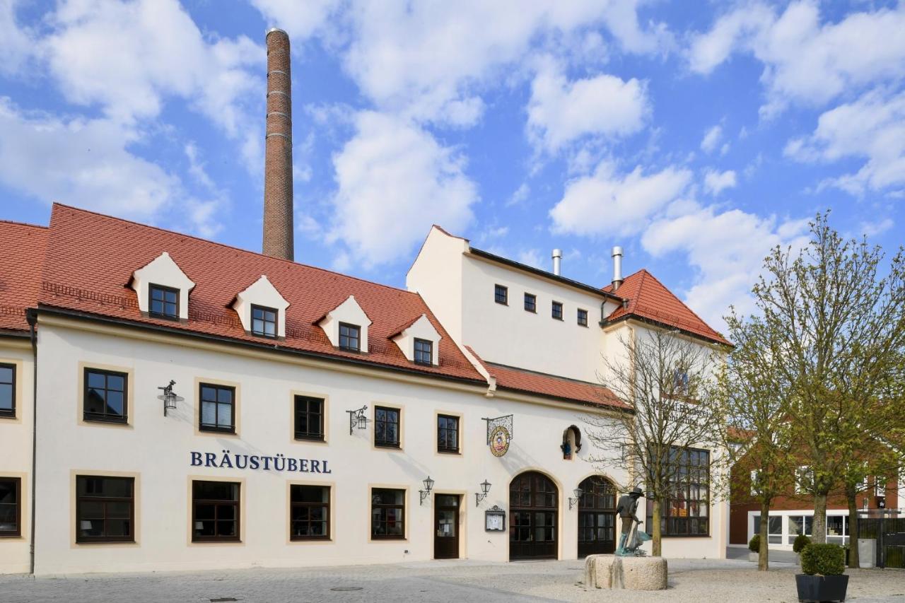 Hotel Schierlinger Braeustueberl エクステリア 写真