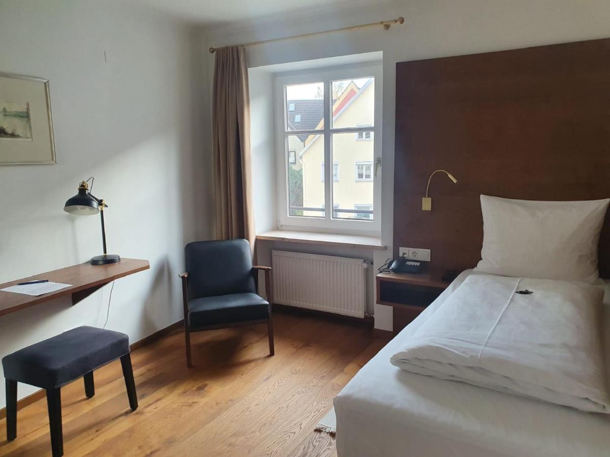 Hotel Schierlinger Braeustueberl エクステリア 写真